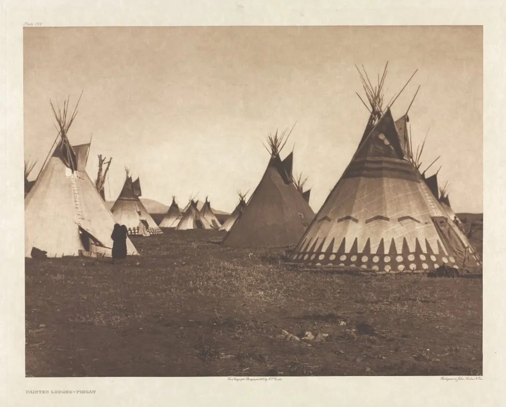 Portfolio VI, Plate 186: Painted Lodges--Piegan, by Edward S. Curtis, 1900