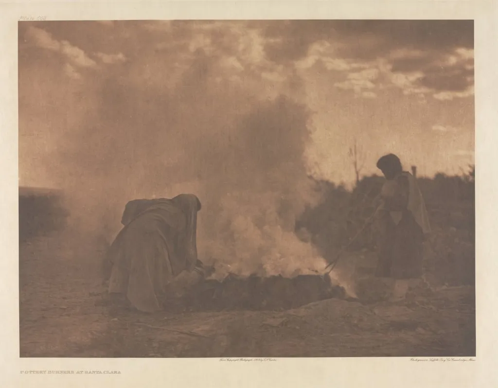 Portfolio XVII, Plate 603: Pottery Burners at Santa Clara, by Edward S. Curtis, 1905