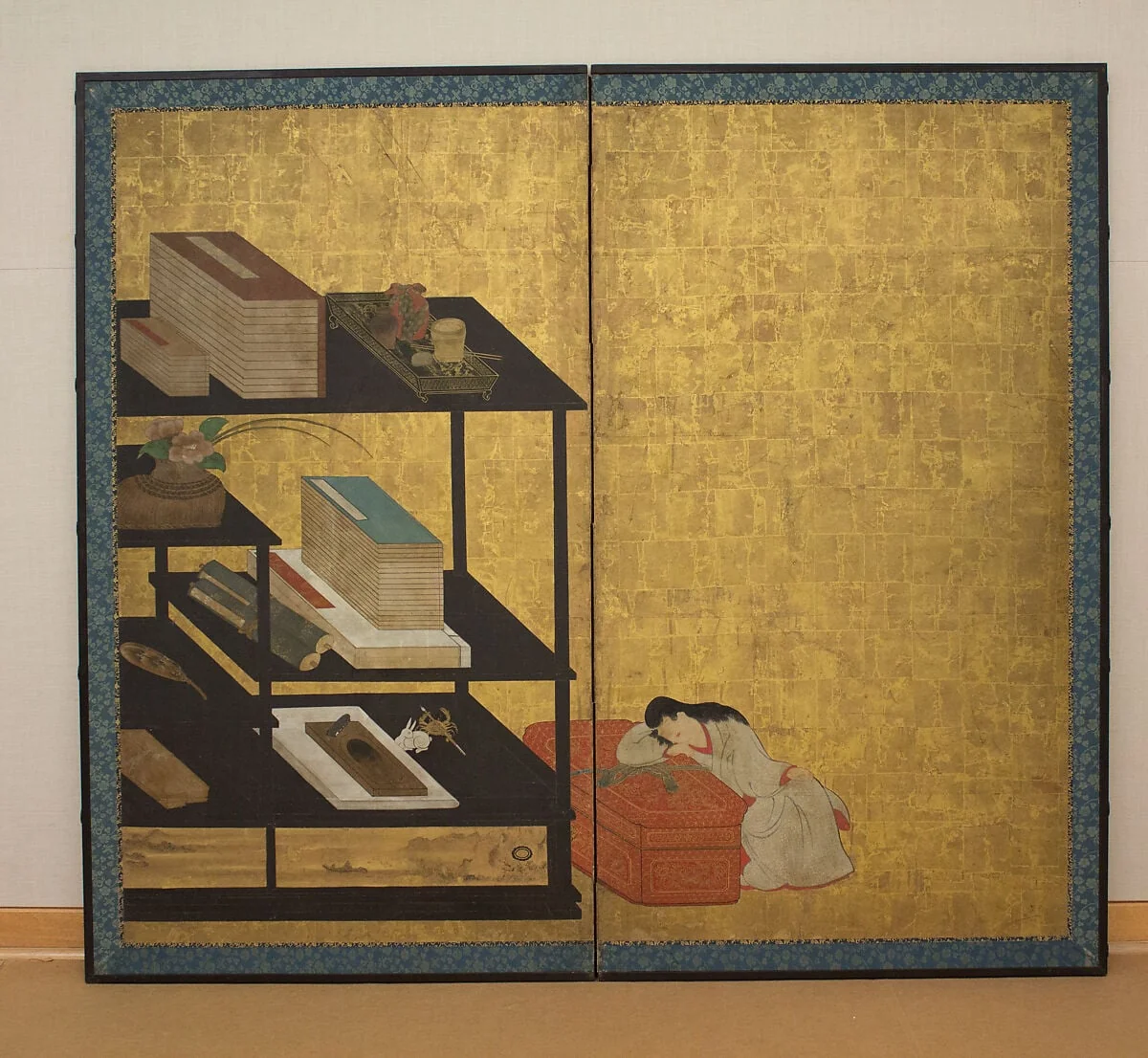 室内風俗図屏風|Interior Scene with Books and Writing Implements, detail