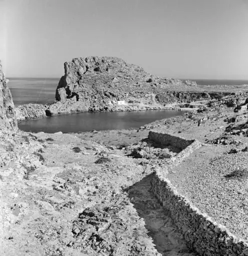 Ρόδος, περιοχή Λίνδου, 1953, by Elly (Nelly’s) Sougioultzoglou-Seraidari