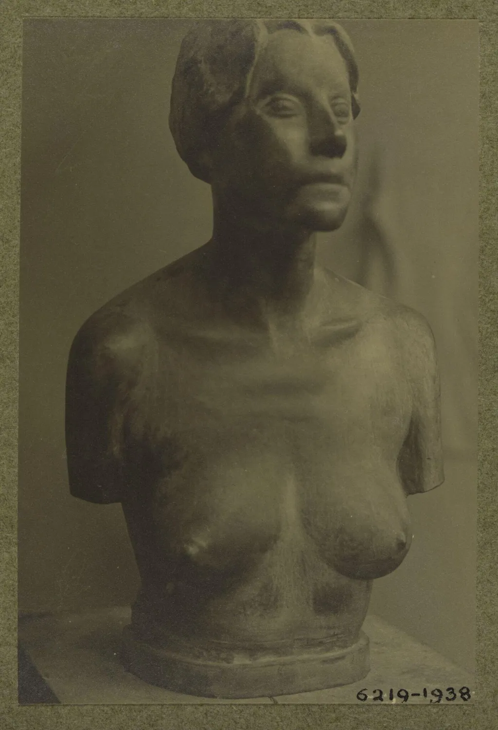Untitled, by Ernst Kissling, photographic