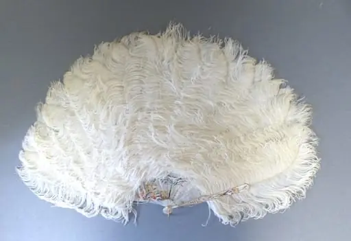 Eventail en plumes d'autruche