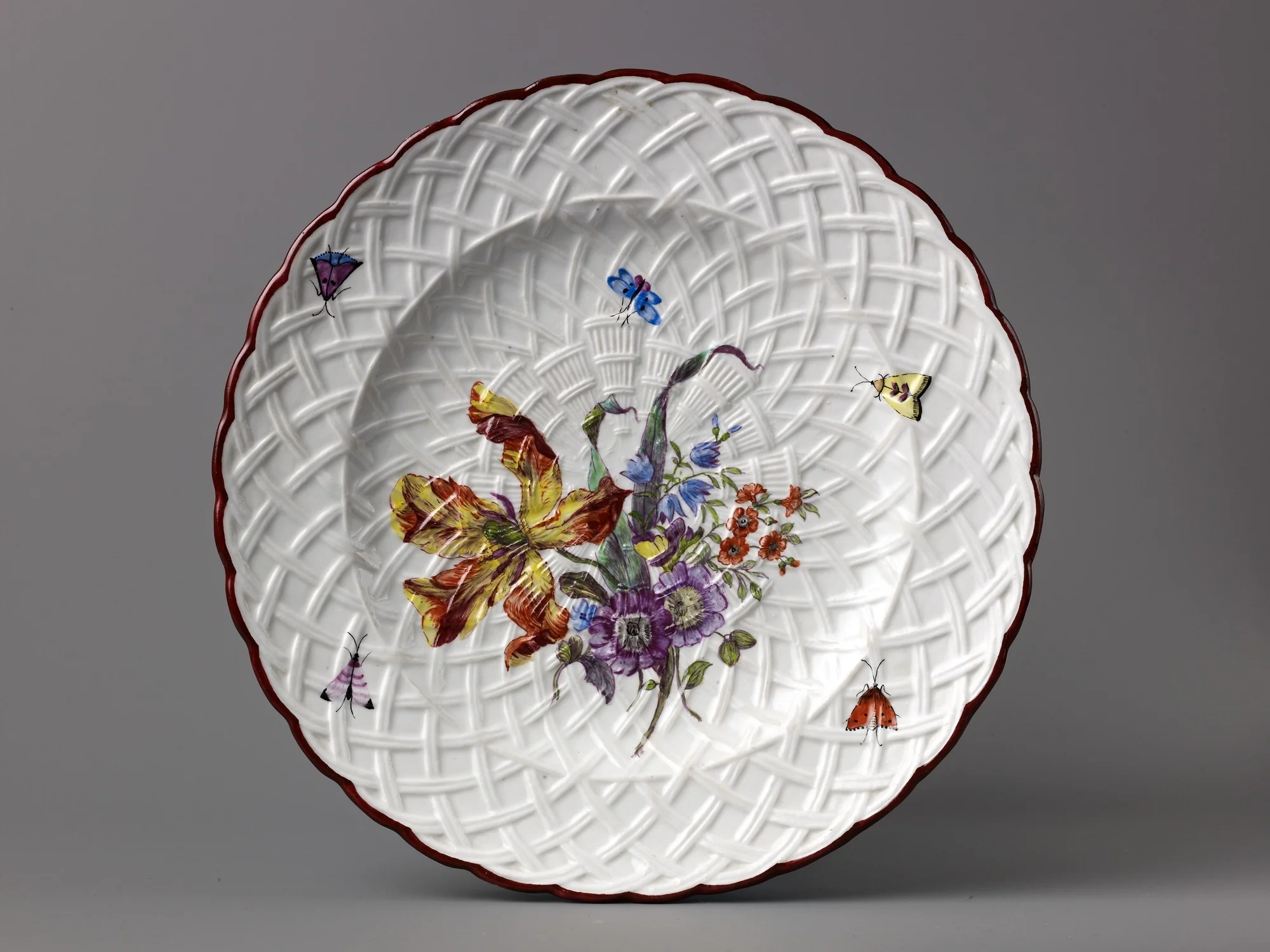 Nine dessert plates, detail