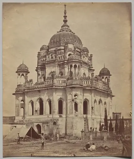 The Tomb of Saadat Ali in the Kaiserbagh Palace, by Felice A. Beato