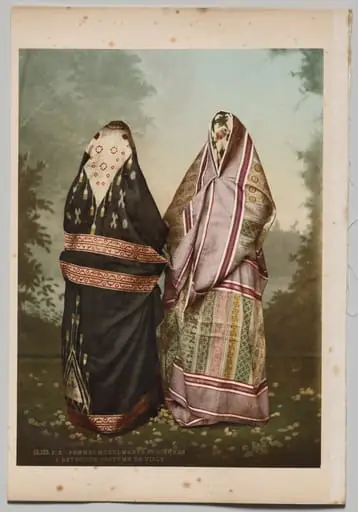 Femmes musulmanes Syriennes à Beyrouth, Costume de Ville (Two Women), by Félix Bonfils