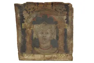 Head of a woman under an arch, full face