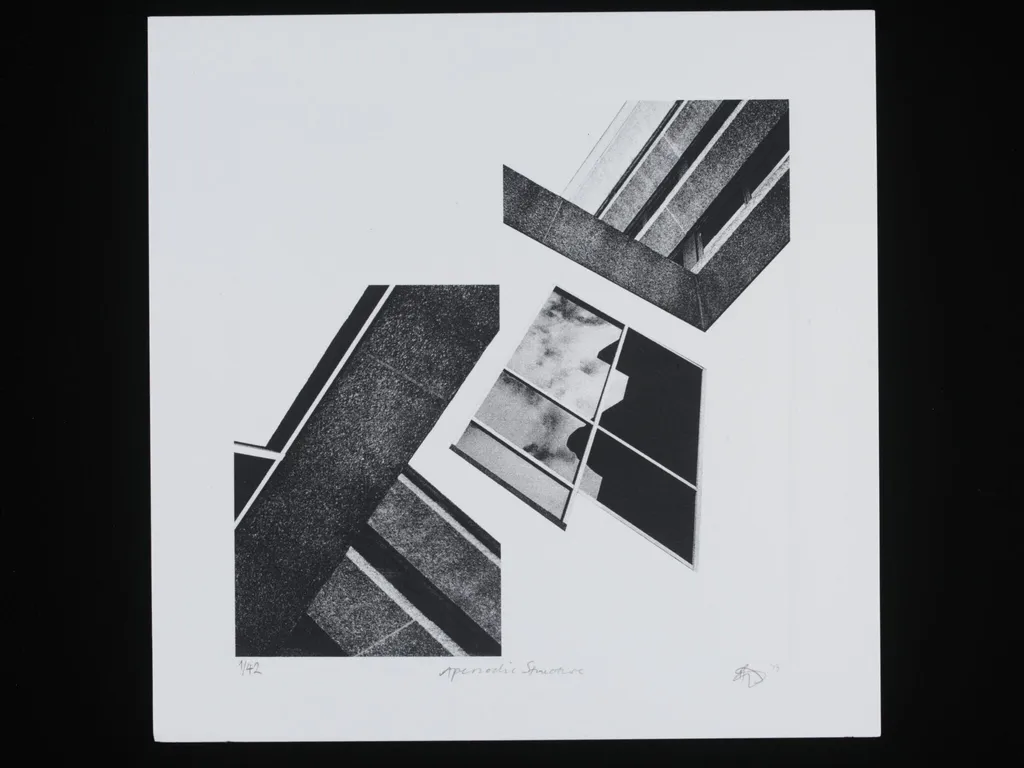Aperiodic Structure, by Hynds, 2013