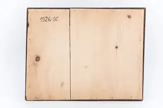 Icoana este mai rară, datorită tematicii iconografice expuse: Domnul Iisus Hristos și Maica Domnului dăruindu-Și inimile deschise. Inimile sunt cu raze luminoase de lumină harică. Veșmintele sunt asemănătoare cu himatiom roșu-vermillon-verde văratic, cu dungi albe subțiri și broderie galben-bronzie, pe margini. Veșmintele sunt ornamentate cu elemente decorative - cruciulițe negre. Mântuitorul Binecuvântează cu mâna stângă și Maica Domnului are în mână un fir de crin, simbolul Fecioriei și a BuneiVestiri. În registrul superior, fondul icoanei este cerul albastru bleu-ciel senin, și în registrul inferior este un câmp verde închis, nuanța de spanac, verde de China. Întreaga tematică iconografică este încadrată de un chenar decorativ fitomorf, format dintr-o ghirlandă de trandafiri-bujori roșii, cu motivul zăluței albe și frunze verzi-albastre ceruleum - 17 ruje cu bobocei. Tematica iconografică este greco-catolică. Inscripția din româno-chirilică se traduce Maica IC XC Iisus Hristos. Icoana este din Nordul Transilvaniei, Nicula., 1850