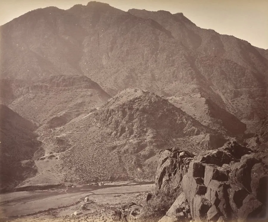 Ali Musjid and Surroundings, by John Burke, 1879