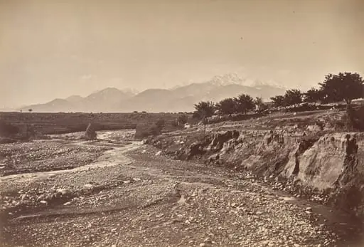 Safed Sang River and Old Bridge