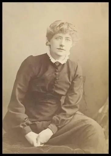 Guy Little Theatrical Photographs, by John Edwards