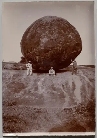 Krishna's Butter Ball, Mahabalipuram, 1904