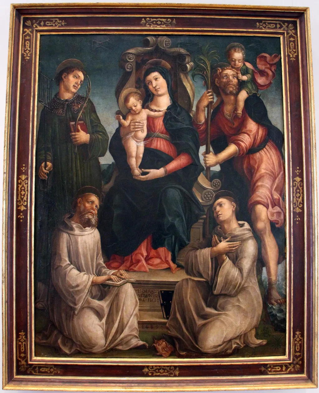 Thronende Maria mit dem segnenden Kind und den Heiligen Benedikt von Nursia, Laurentius und Bernhard von Clairvaux, by Liberale da Verona, paint, 1495