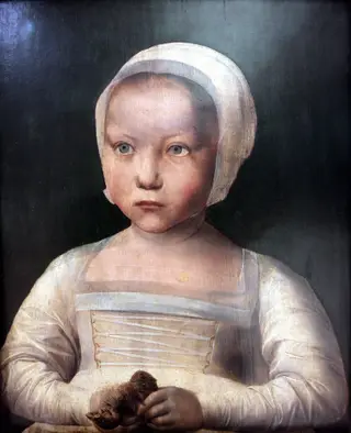 Little girl with a dead bird