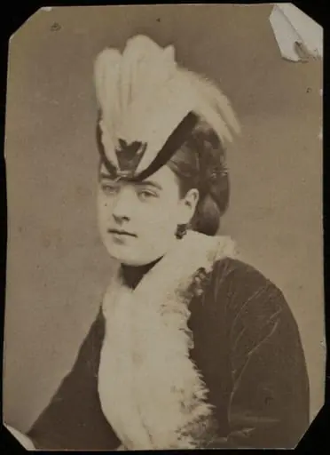 A portrait of 'Duchess of Sutherland', by London Stereoscopic and Photographic Company