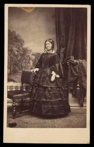 A portrait of 'Mrs Eliza Hill', by London Stereoscopic and Photographic Company