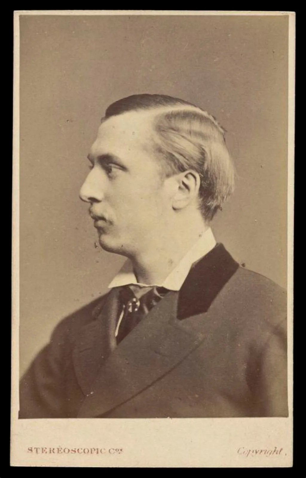 A portrait of William Hunter Kendal, by London Stereoscopic and Photographic Company, photographic, 1870
