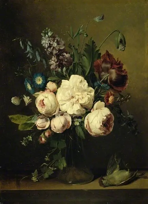 A vase of flowers