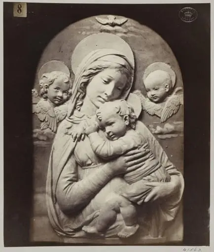 Bas-relief depicting the Virgin and Child in enamelled earthenware, by Louise Laffon