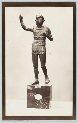 Bronze statuette, by Louise Laffon