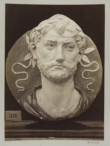 Head of the Emperor Antonius in white enamel, by Louise Laffon