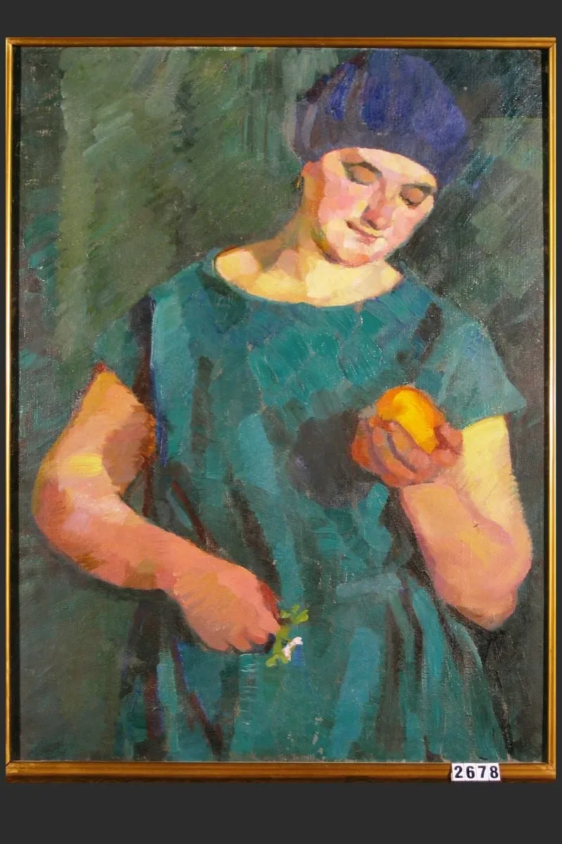 Femeie în verde cu portocală, by Margarete Depner
