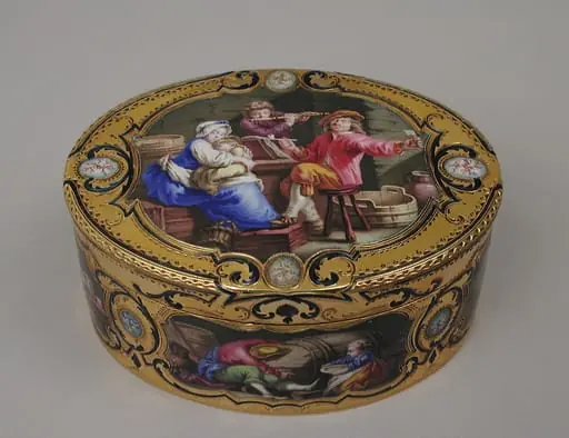 Snuffbox, by Paul Robert