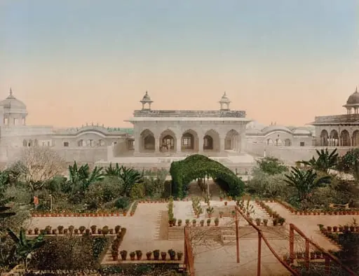 Agra. Diwan-i-Chas, by Photoglob Co.