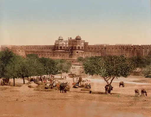 Agra. The Fort, by Photoglob Co.