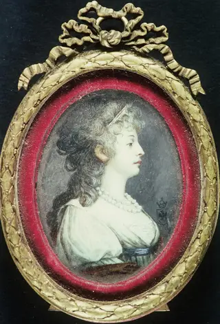 Portrait of lady in pale green dress