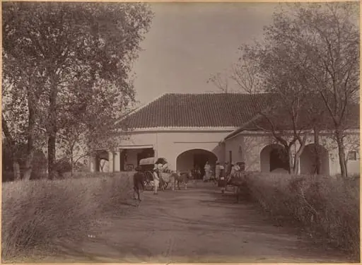 Mr. William's House, Jhansi (verso), by Raja Deen Dayal
