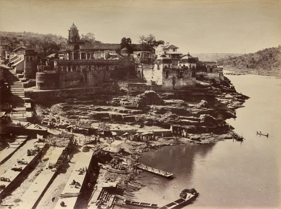 View of the Riverbank of the Narmada at Omkareshwar, by Raja Deen Dayal, 1882