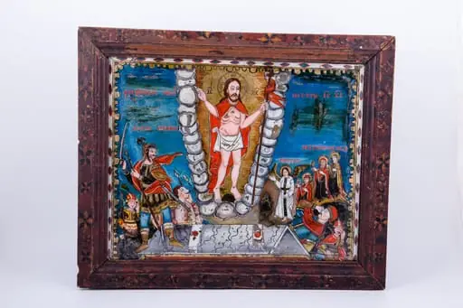 Învierea Domnului Iisus Hristos. Mântuitorul Iisus Hristos, ieșind din mormânt, Înviind, cu steagul biruinței în mâna stângă, zdrobește ușile iadului, cu mâna dreapta arătând și Binecuvântând. În stânga Mântuitorului este Îngerul Gavriil, care aducea Vestea Învierii Domnului. Îngerul a strigat…Vestea… și în urma lui vin cele trei femei mironosițe. Mântuitorul este înfășurat cu o mantie și roșie și o țesătură albă, în mijlocul coapselor și a mijlocului. Este pe o mandorlă de nouri albi, sugerându-se, astfel, deschiderea Cerurilor și poartă Lumina Învierii ca pe o mantie de aripi. Cei patru ostași adormiți sunt aruncați la marginea mormântului. Lateral dreapta Mântuitorului este sutașul Longhin, care a împuns Trupul Mântuitorului pe Cruce cu sulița în coastă, iar sângele și apa ce au izvorât au tămăduit ochii necredinței sutașului. Icoana aparține lui Savu Moga, din Arpașu de Sus, Țara Făgărașului. Are o cromatică vie: albastru regal, albastru ceruleum, roșu vermillon, roz, galben, roșu, roz, auriu. Inscripția în româno-chirilică se traduce Învierea Domnului Iisus Hristos Înviere Mironosițe Longhin sutașul., by Savu Moga