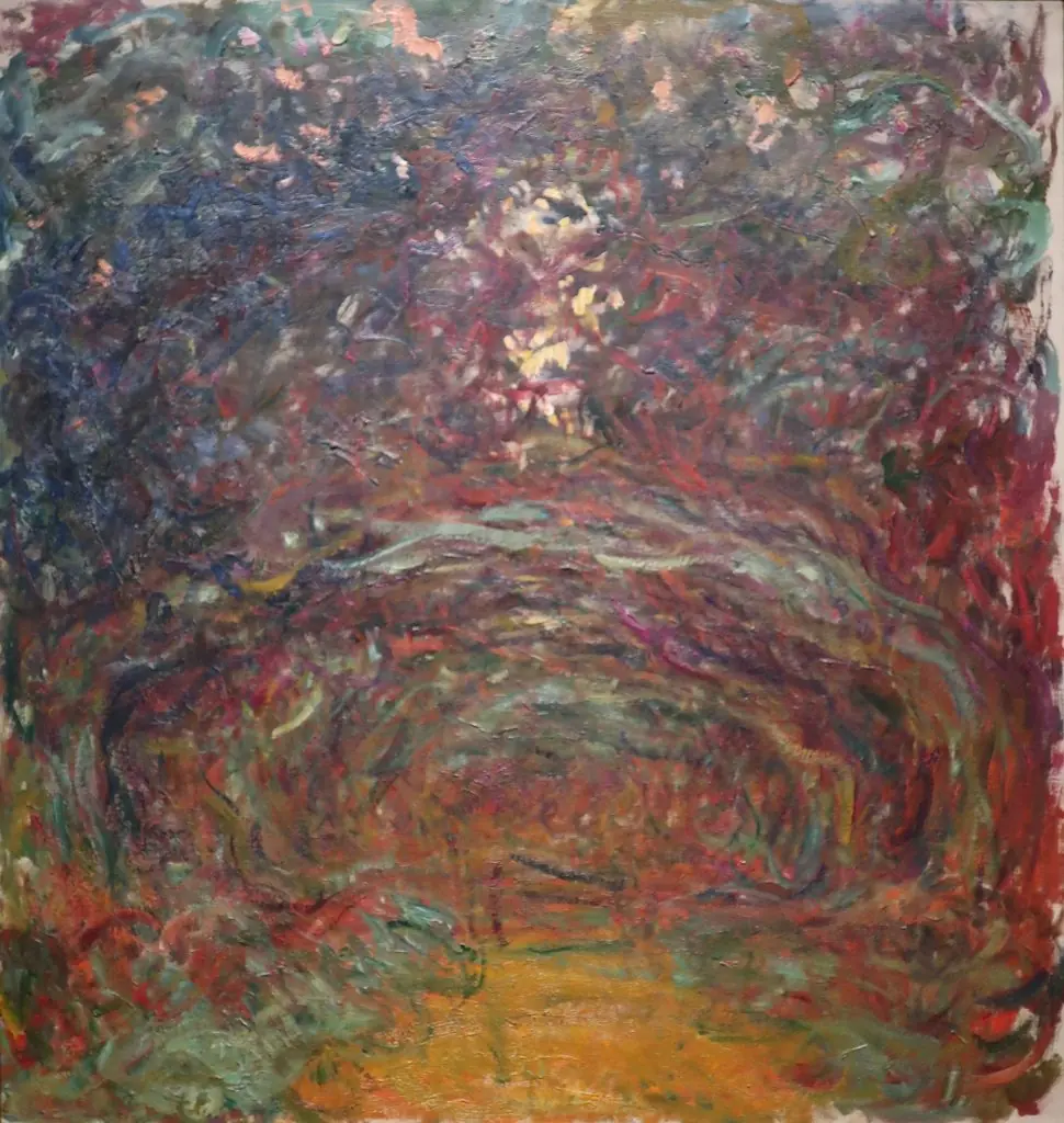 The alley of roses
