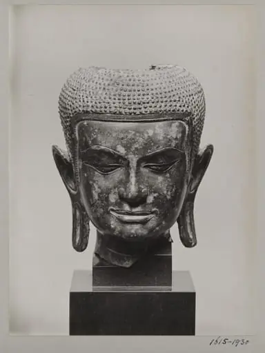 Cambodian bronze sculpture of Buddha head, ca. 13th century A.D., V&A Museum, by Unknown