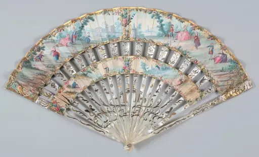 Eventail plié cabriolet, by Unknown