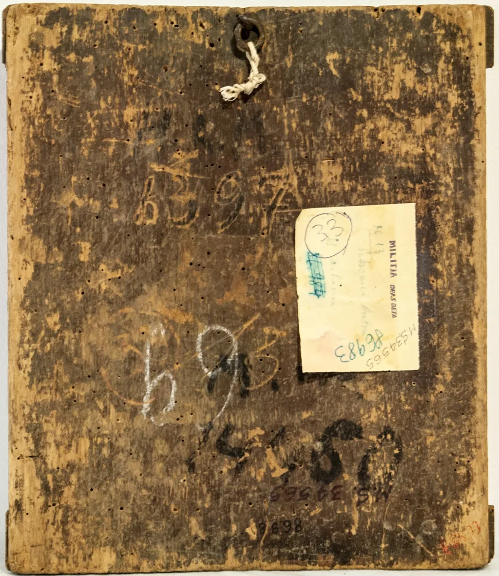 Icoana este încadrată de un chenar lat (ocru, delimitat de o linie grena). În centrul spațiului pictural sfântul în picioare, ținând un rotulus cu inscripții în limba slavonă în mâna stângă, cu dreapta binecuvântează într-un gest amplu, lateral. Maniera bizantină a redării personajului se completează cu peisajul în manieră romantică ce îl încadrează(un râu lat curgând în meandre printre coline înverzite, o luntre cu un vâslaș în josul râului, creste muntoase în depărtare). Chipul grav, redat cu minuțiozitate, cu multiple riduri sub ochi și pe fruntea înaltă, nas subțire și fin, mustață și barbă lungă până la brâu, executat cu multă migală în mici bucle, carnația măslinie, gura mică cu buze roșii. Înveșmântat cu cămașă grena cu drapaj, aurie, epitrahilul arhieresc negru cu motive roșii, felon vișiniu. Deasupra capului Arhiereului, depășind chenarul, este reprezentat Iisus Hristos cu nimb cruciger(mahrama Veronicăi, sfântul Keramion) Inscripția de pe rotulus scrisă în limba slavă veche are prima literă de culoare roșie, restul cu negru: "Nu vă întristați voi toți frații mei, să ne dea Domul Dumnezeu înțelepciune și vom găsi în El mântuirea", Pe spatele icoanei sunt incizate prin scobire cu dalta cifre arabe 1397 (?). Icoana prezintă strat de pictură și foița de fondul icoanei și a aureolei sfântului exfoliate, zgârieturi, porțiuni de pictură, pânză și grund lipsă (chenarul este distrus în proporție de 80 %), două găuri în zona capului unde ar fi trebuit să fie urechile., by Unknown, 1650