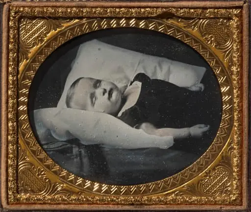 Post-Mortem on Pillow, by Unknown