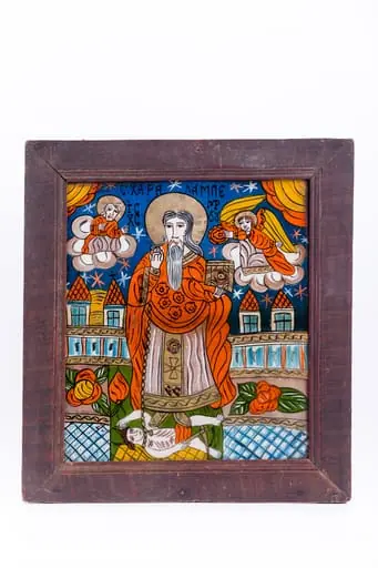 Sfântul Haralambie este cunoscut ca și făcător-de-minuni, vindecător de boli și ocrotitor al caselor familiilor creștine. Central este pictat Sfântul, îmbrăcat cu veșminte liturgice, arhierești, cu sacos roșu vermillon și bej-rozaliu, cu elemente decorative florale brune și epitrahil brun-stacojiu-roz, cu trei cruci și aureolă. Cu mâna dreaptă binecuvântează și cu mâna stângă ține Sfânta Evanghelie închisă. Tot cu mâna dreaptă, binecuvântând, ține și în lanț ciuma, reprezentată antropomorfic și zoomorfic - o vietate goală și diavol, cu trăsături umane. Ciuma, simbolizând boala incurabilă și moartea, are coarne de diavol, fiind, totodată și păcatul, patima, aducătoare de moartea duhovnicească. Fondul este cerul albastru cobalt strălucitor de senin, cu elemente decorative astrale - stele albe și roșii. Compoziția iconografică este îmbelșugat-echilibrată cu elemente de arhitectură. În registrul superior sunt Dumnezeu-Tatăl Binecuvântând și Îngerul păzitor, cu aripile galbene de lumină, ocrotind, fiind pe mandorle de nouri albi-crem-bej. Cromatica este armonioasă și luminoasă: roșu vermillon, brun-rozaliu, albastru cobalt și blau-ciel, verde spanac-avocado, kaki, cafeniu, galben-ocru, alb, negru. Icoana este de Țara Oltului. Inscripția din româno-chirilică se traduce Sfântul Haralambie IC XC MP Iisus Hristos Maica Domnului. Chiar dacă în inscripție scrie MP Maica Domnului este pictat Sfântul Înger ocrotind., by Unknown, 1850