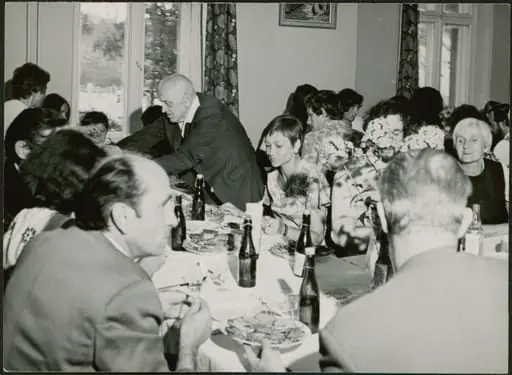 Uczestnicy pleneru malarskiego Mrągowo 1973. 2, by Unknown